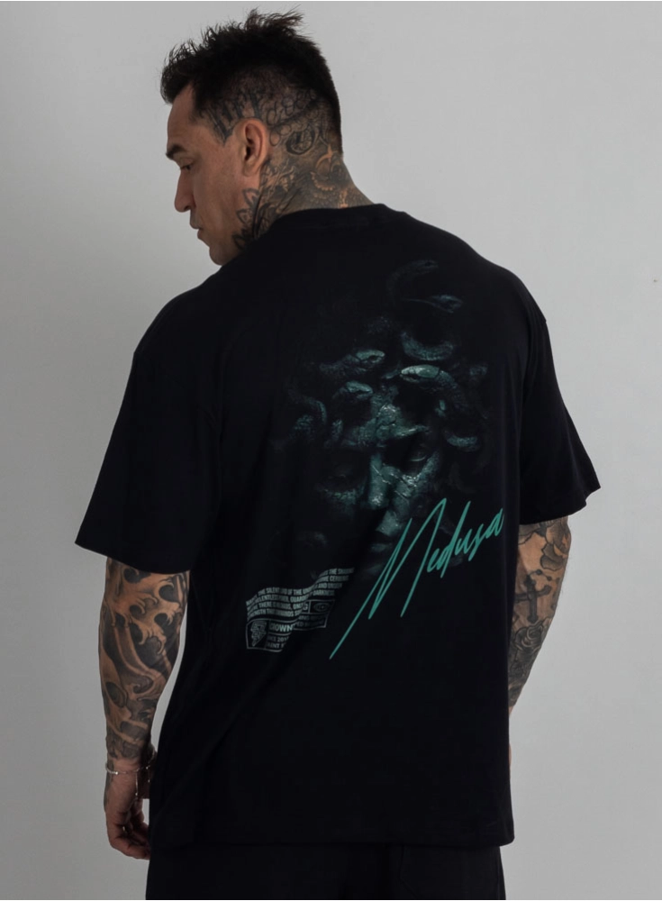 Camiseta Oversized Deuses Medusa Preta