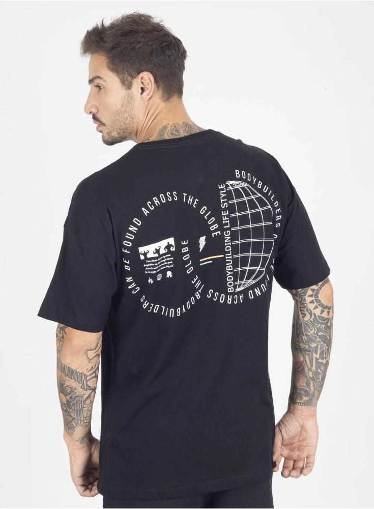 Camiseta Preta Over World