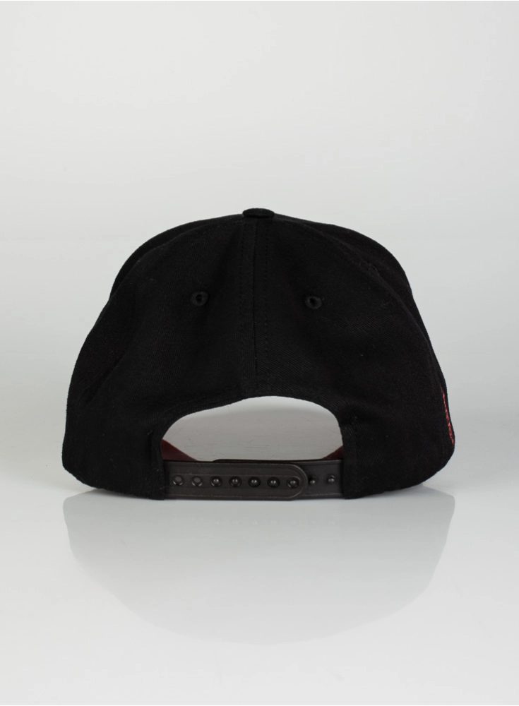 Boné Crown Training Preto e Vermelho Boné Crown Training Preto e Vermelho