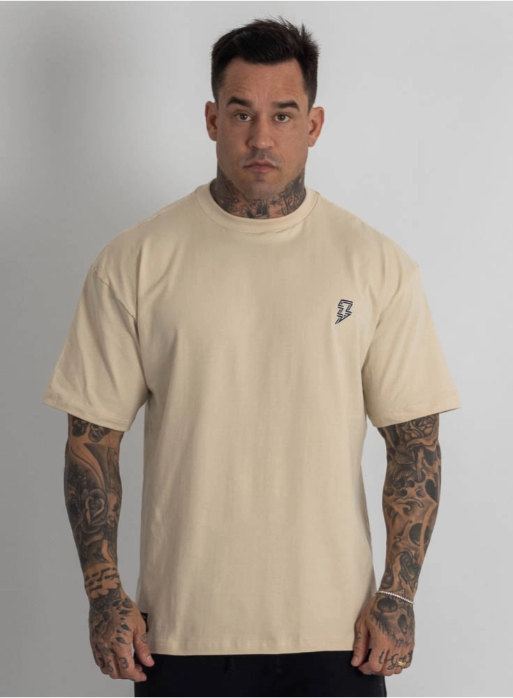 Camiseta Oversized Logo Creme Camiseta Oversized Logo Creme