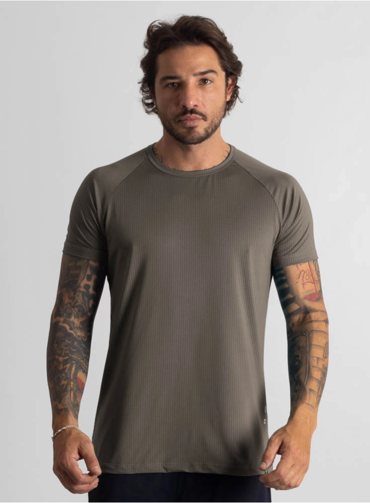 Camiseta Crown Dry Fit ice Elemental Marrom Taupê Camiseta Crown Dry Fit ice Elemental Marrom Taupê