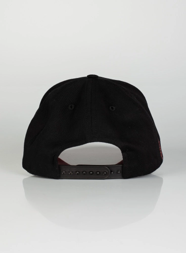 Produto Boné Crown Training Preto e Vermelho