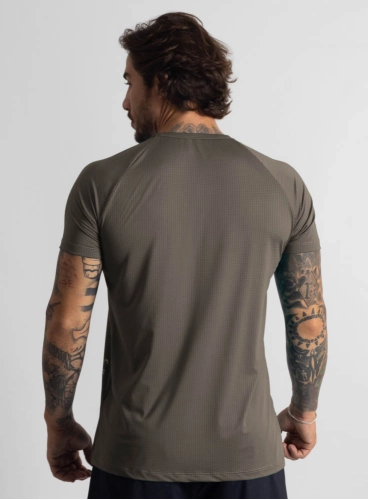 Camiseta Crown Dry Fit ice Elemental Marrom Taupê Produto Camiseta Crown Dry Fit ice Elemental Marrom Taupê