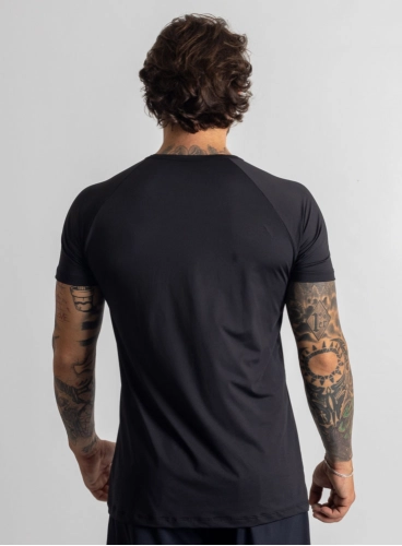 Camiseta Crown Dry Fit Lisa Preta Produto Camiseta Crown Dry Fit Lisa Preta