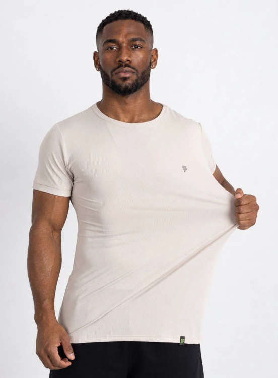 Camiseta Crown Polytech Mini Logo Creme Produto Camiseta Crown Polytech Mini Logo Creme